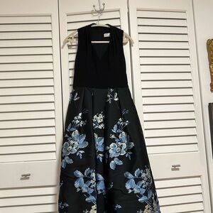 Eliza J Beautiful ball gown with floral bottom